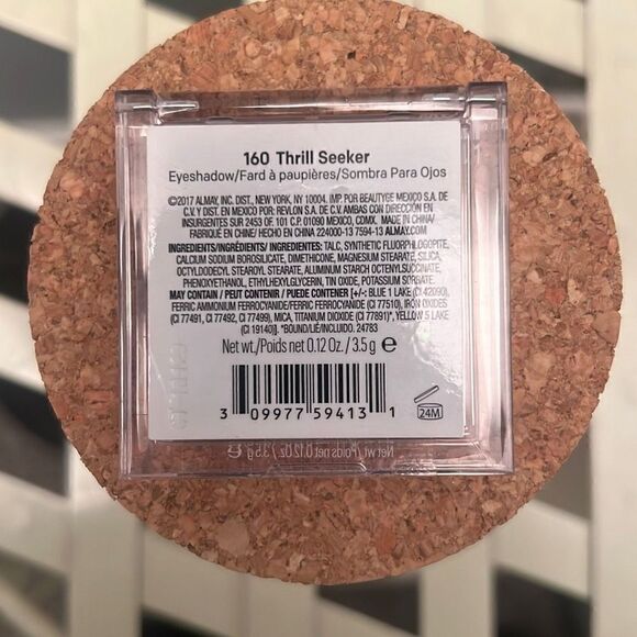 Almay “thrill seeker” eyeshadow palette - Picture 6 of 6